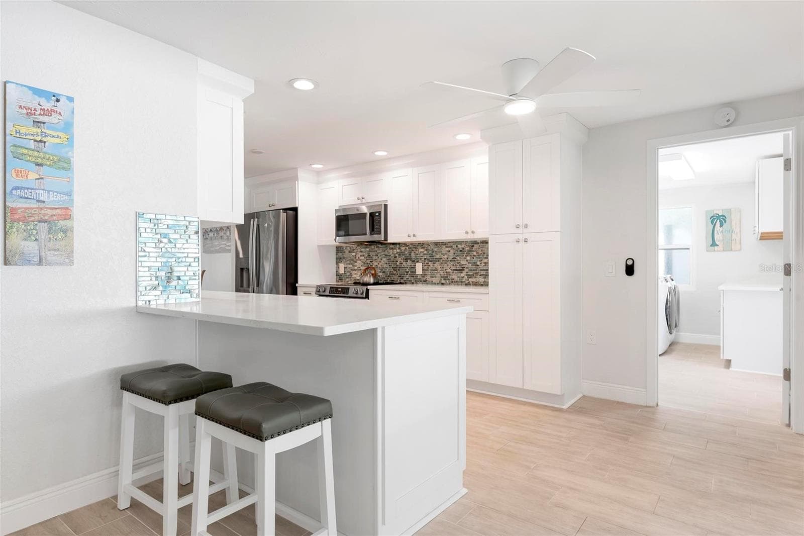 Single Family Residence at 504 69TH ST, HOLMES BEACH, photo 14 of 68