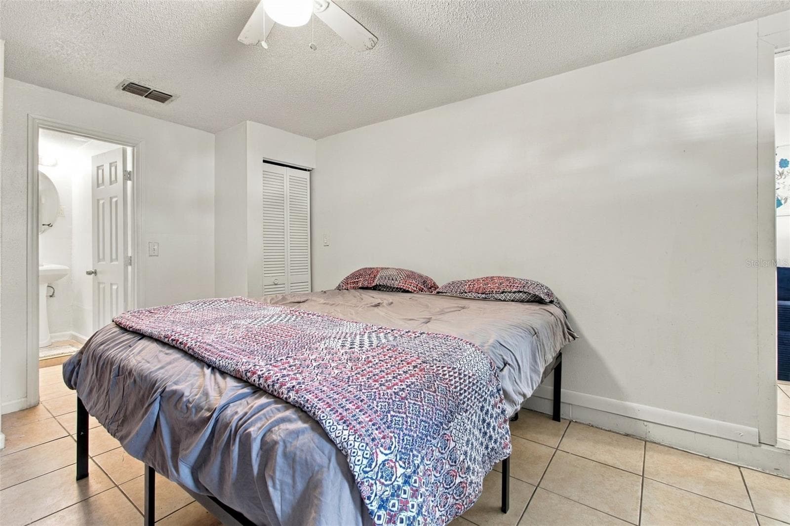 Single Family Residence at 10118 WHEATLEY HILLS CT, TAMPA, photo 40 of 82