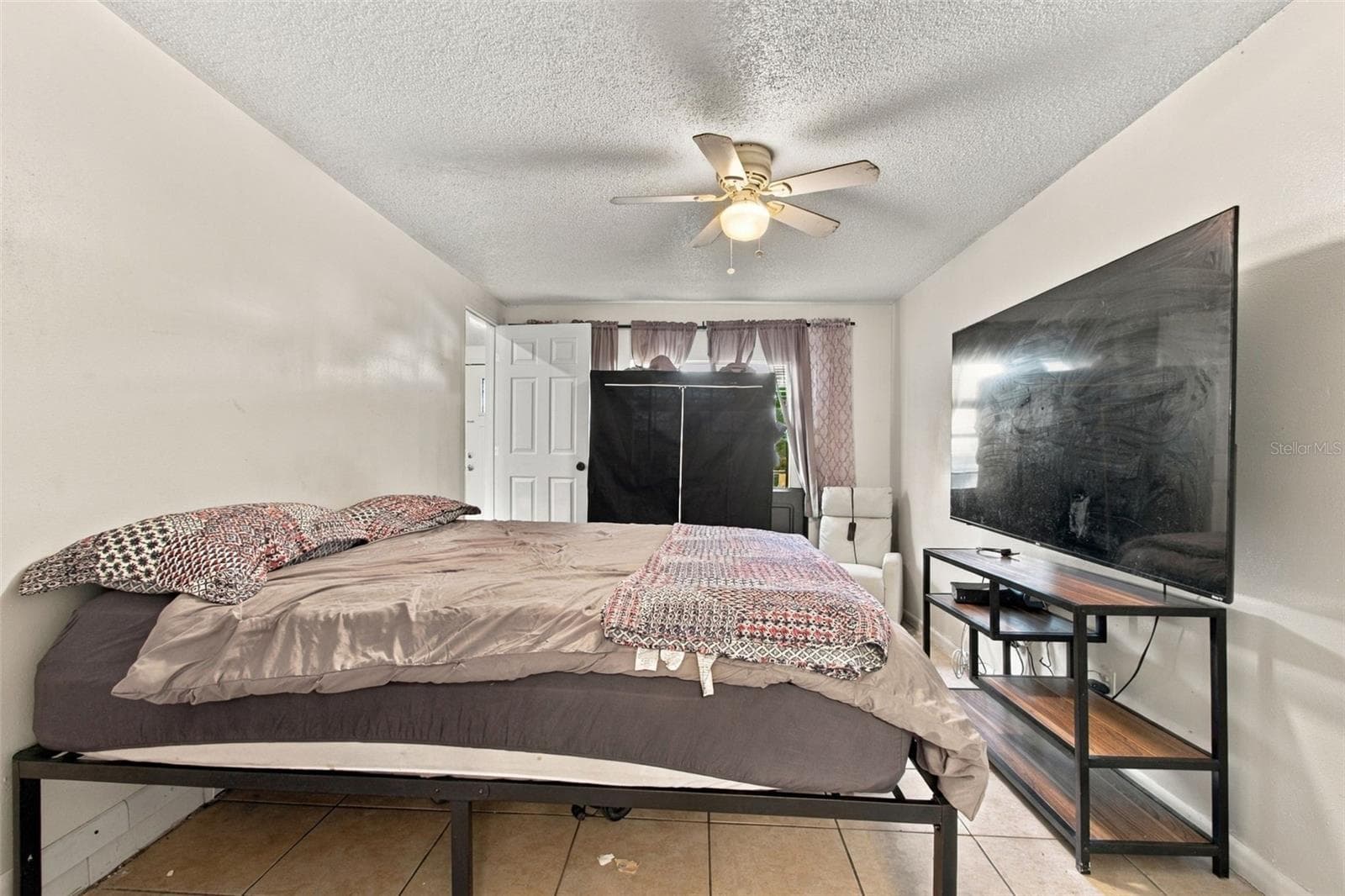 Single Family Residence at 10118 WHEATLEY HILLS CT, TAMPA, photo 42 of 82
