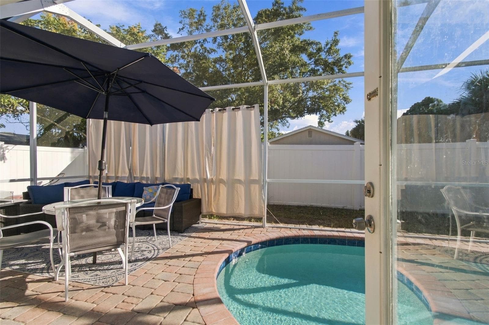 Single Family Residence at 10118 WHEATLEY HILLS CT, TAMPA, photo 46 of 82