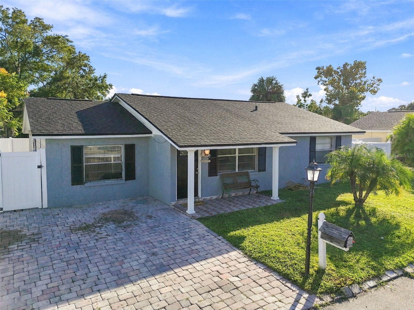 Single Family Residence at 10118 WHEATLEY HILLS CT, TAMPA, photo 63 of 82