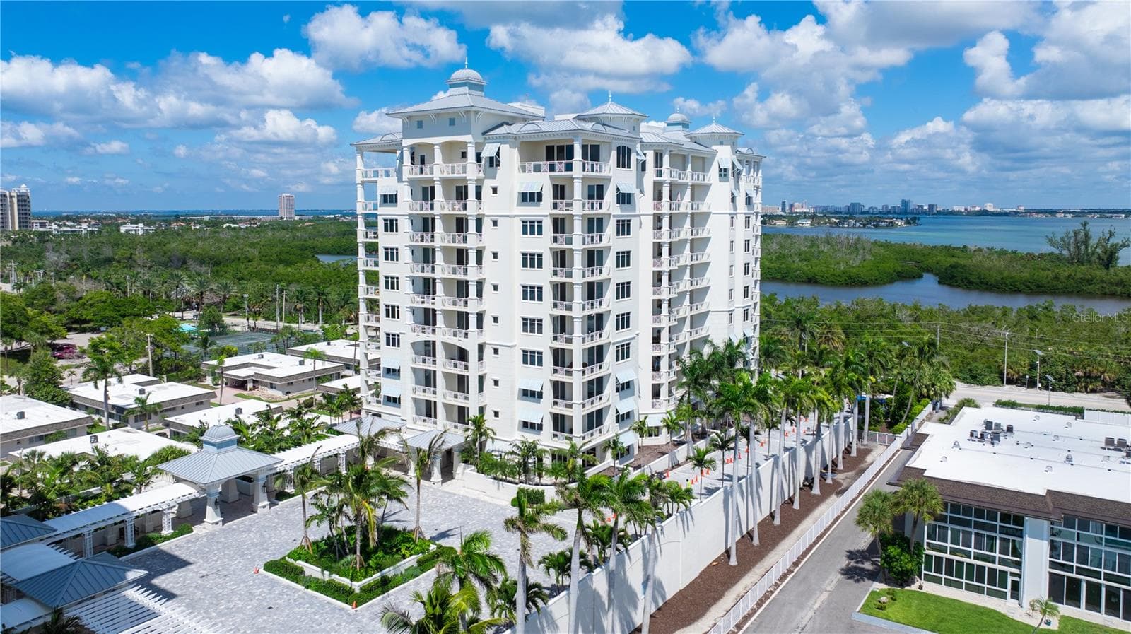 Condominium at 2050 BENJAMIN FRANKLIN DR #PH1102, SARASOTA, photo 52 of 60
