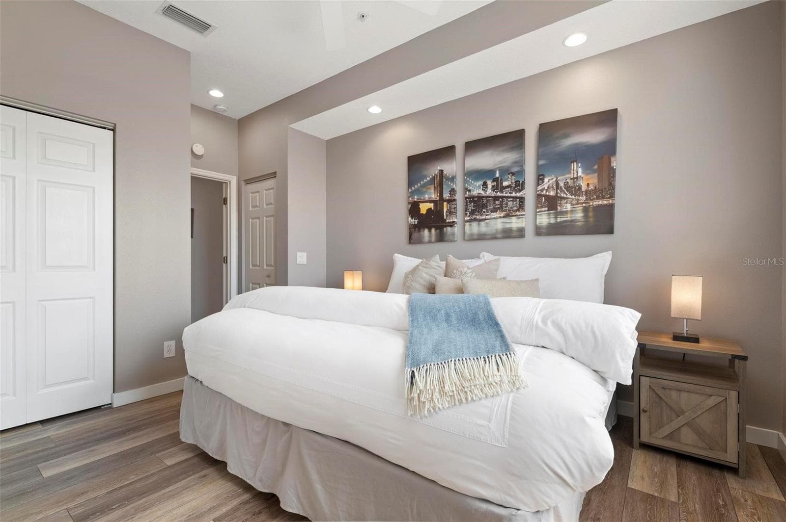 Primary ensuite bedroom - 1900 GULF DR N #1, BRADENTON BEACH