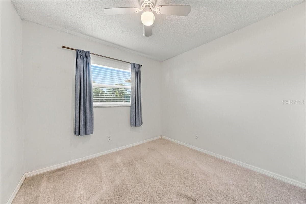 Guest bedroom - 5220 90TH TER N, PINELLAS PARK