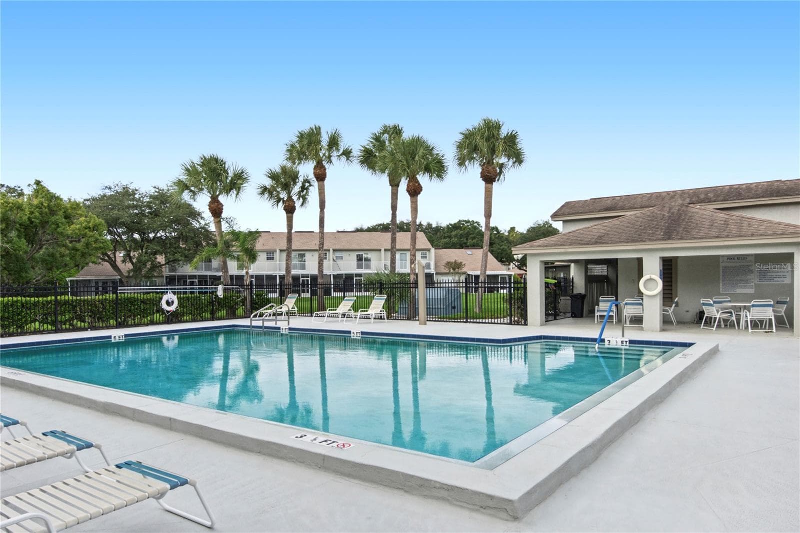 Townhouse at 1210 HOUNDS RUN, SAFETY HARBOR, photo 33 of 38
