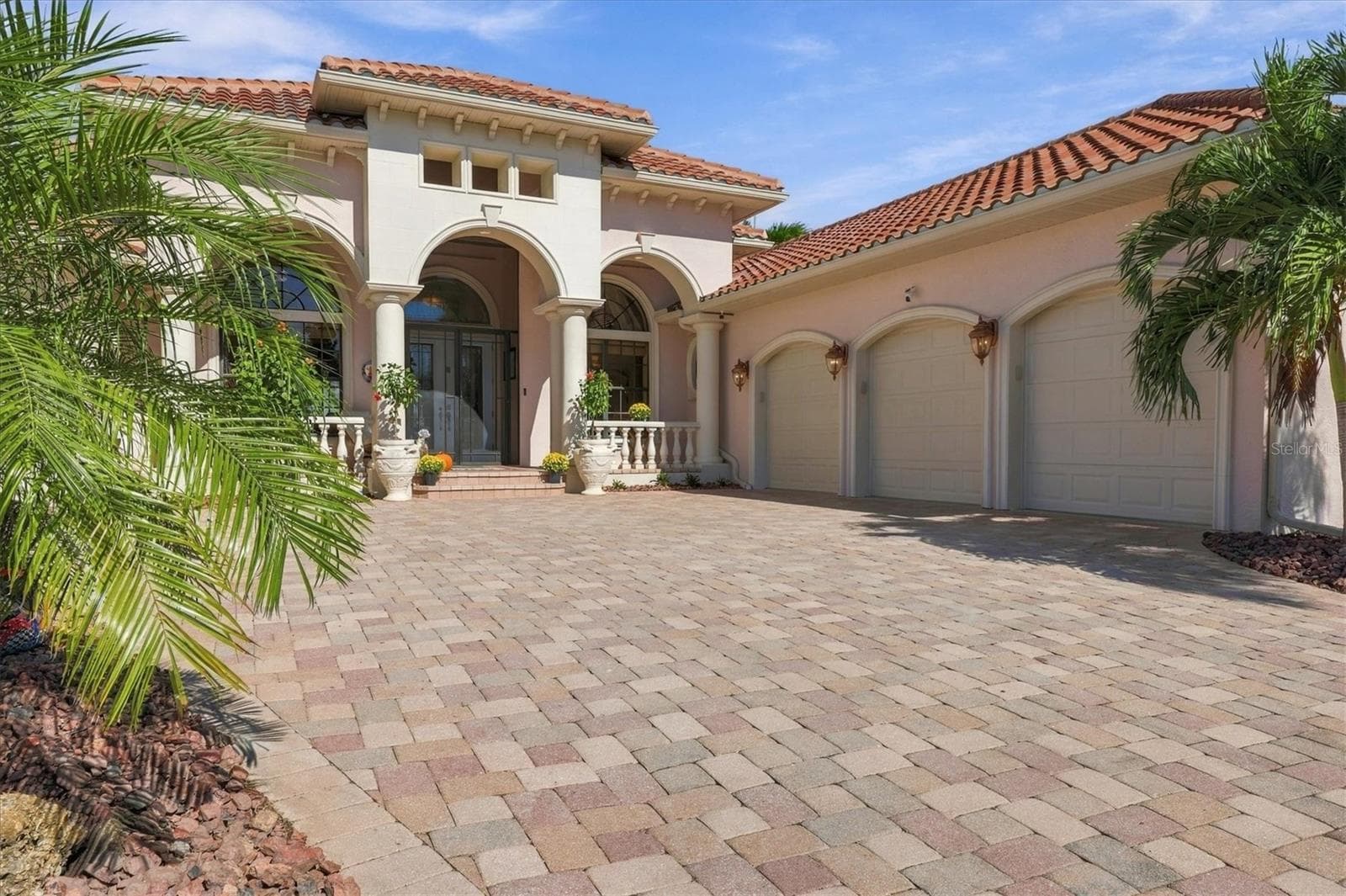 Single Family Residence at 15728 ALDAMA CIR, PORT CHARLOTTE, photo 7 of 71