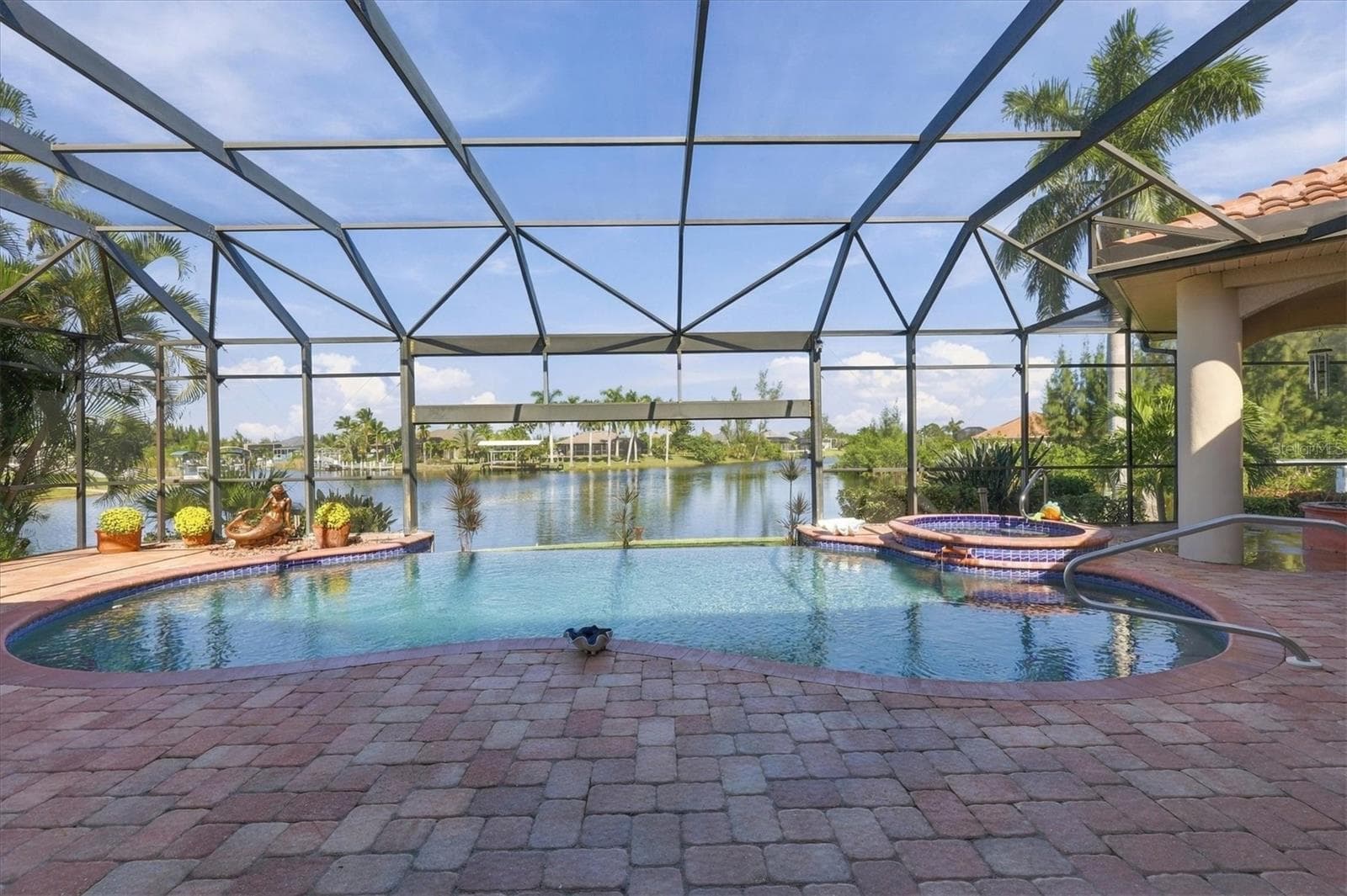 Single Family Residence at 15728 ALDAMA CIR, PORT CHARLOTTE, photo 58 of 71