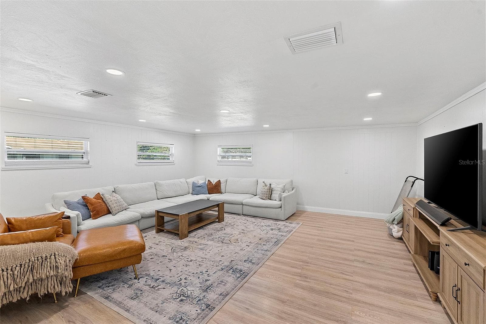 Single Family Residence at 808 DENSMORE DR, WINTER PARK, photo 7 of 26