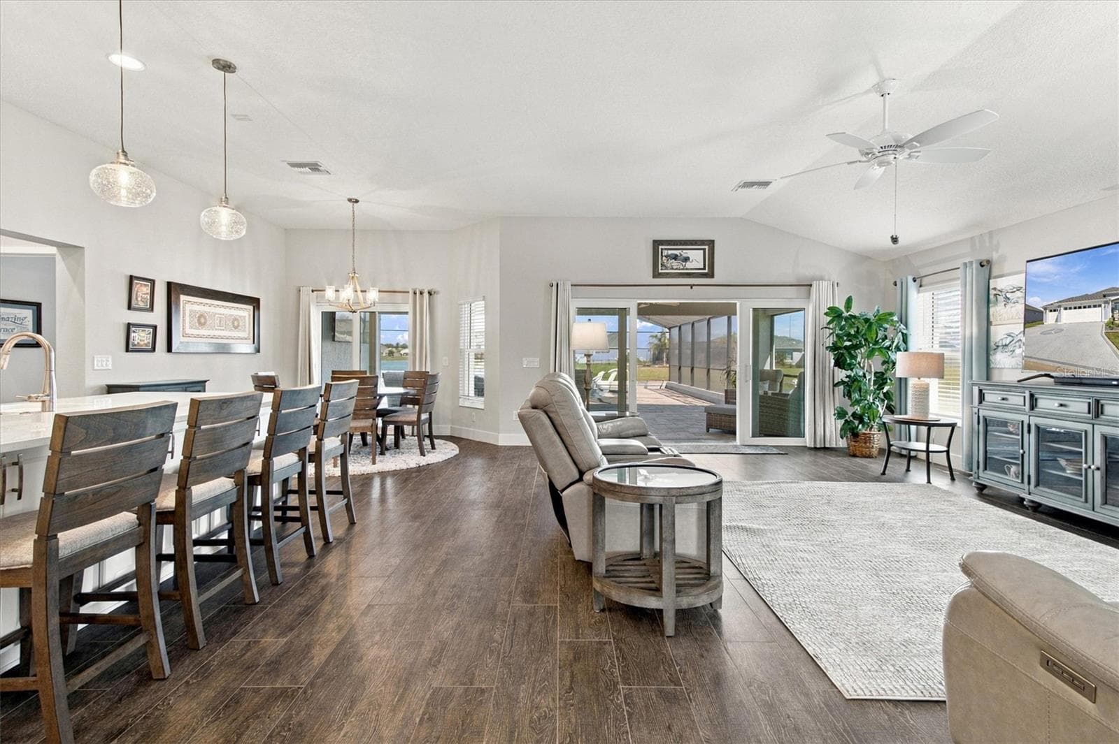 Single Family Residence at 521 KAOLIN PATH, THE VILLAGES, photo 10 of 43