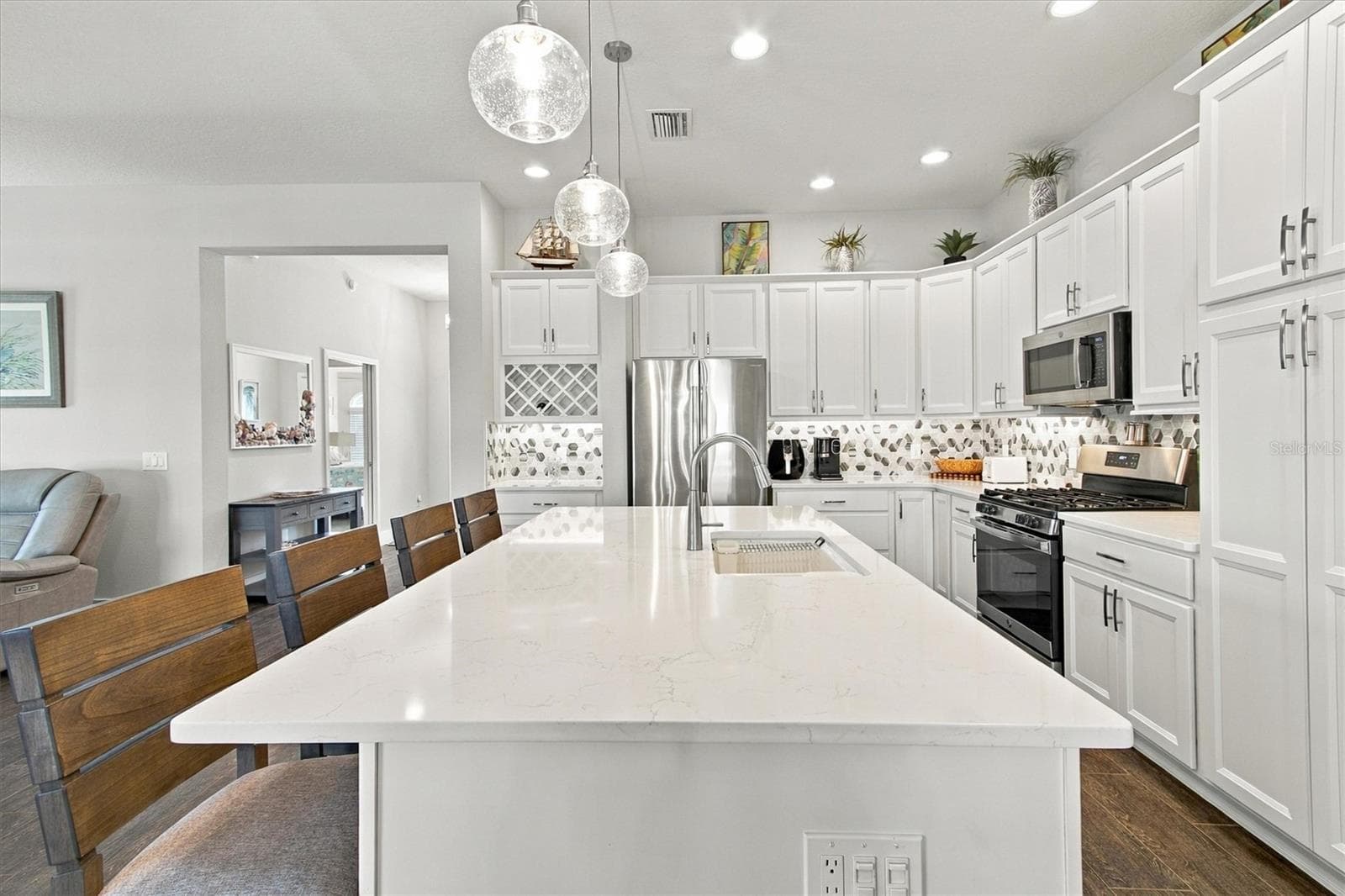 Single Family Residence at 521 KAOLIN PATH, THE VILLAGES, photo 18 of 43