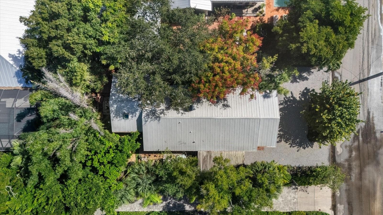 Single Family Residence at 1777 ALTA VISTA ST, SARASOTA, photo 5 of 79