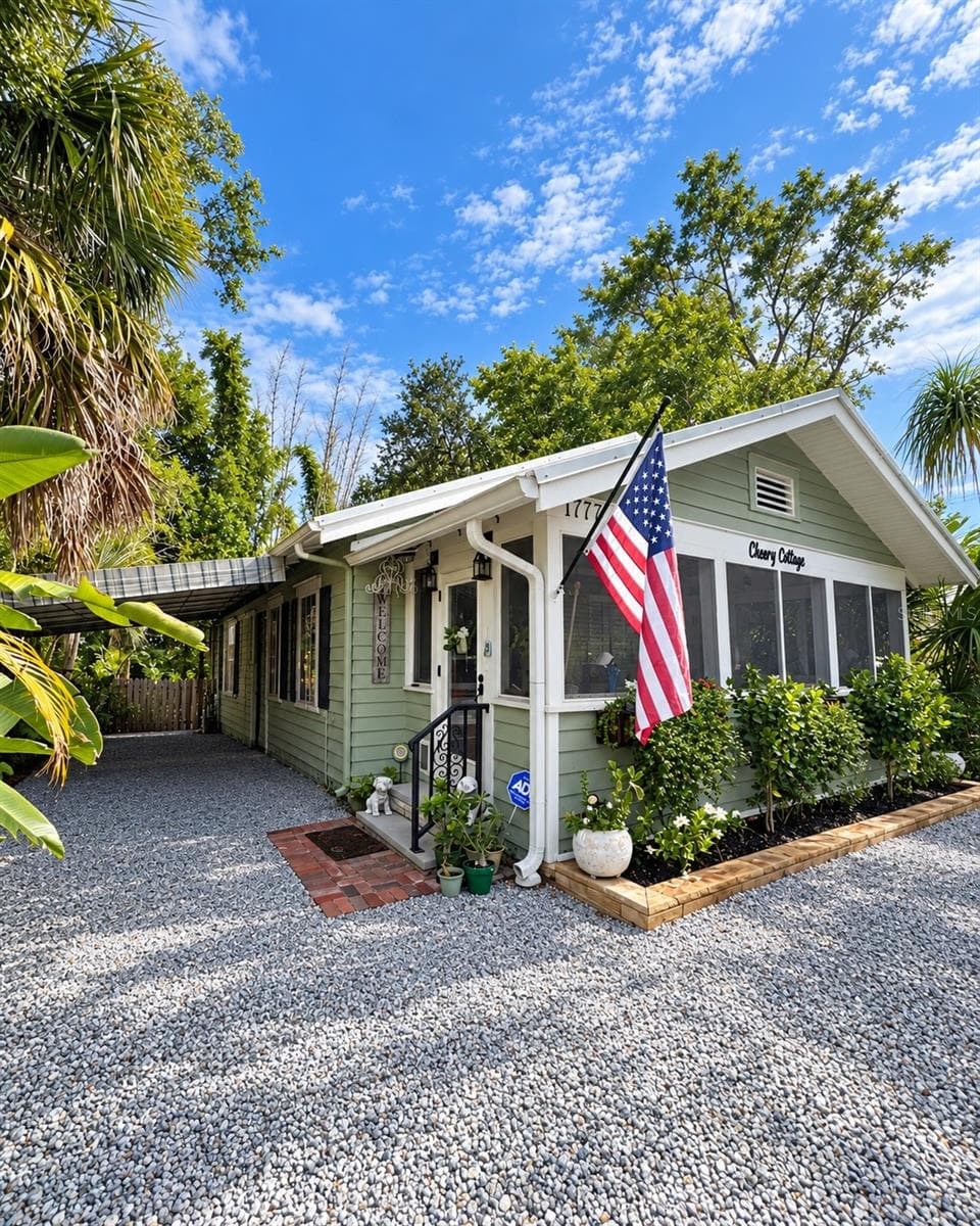Front Exterior - 1777 ALTA VISTA ST, SARASOTA