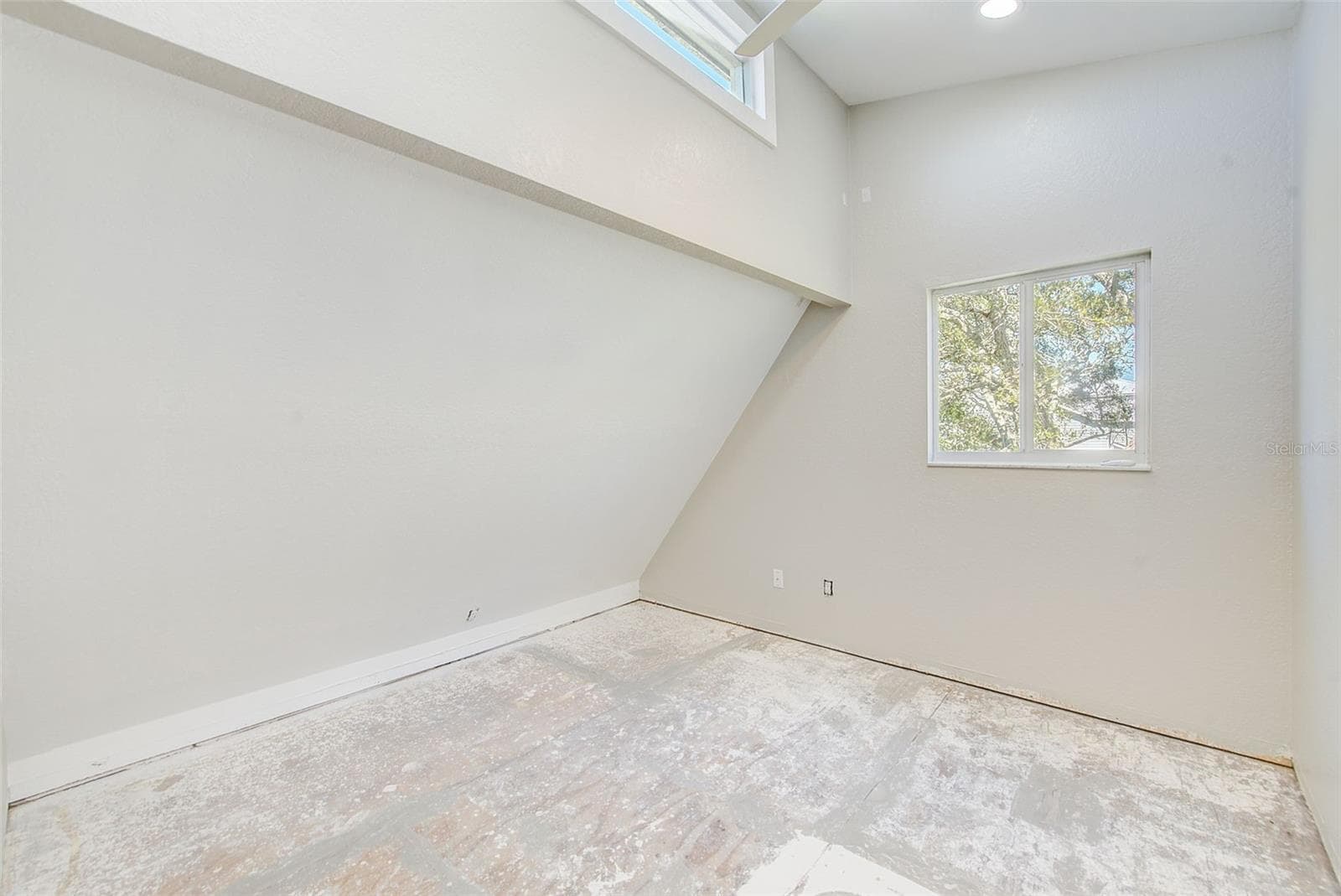 Single Family Residence at 7400 140TH ST, SEMINOLE, photo 5 of 40