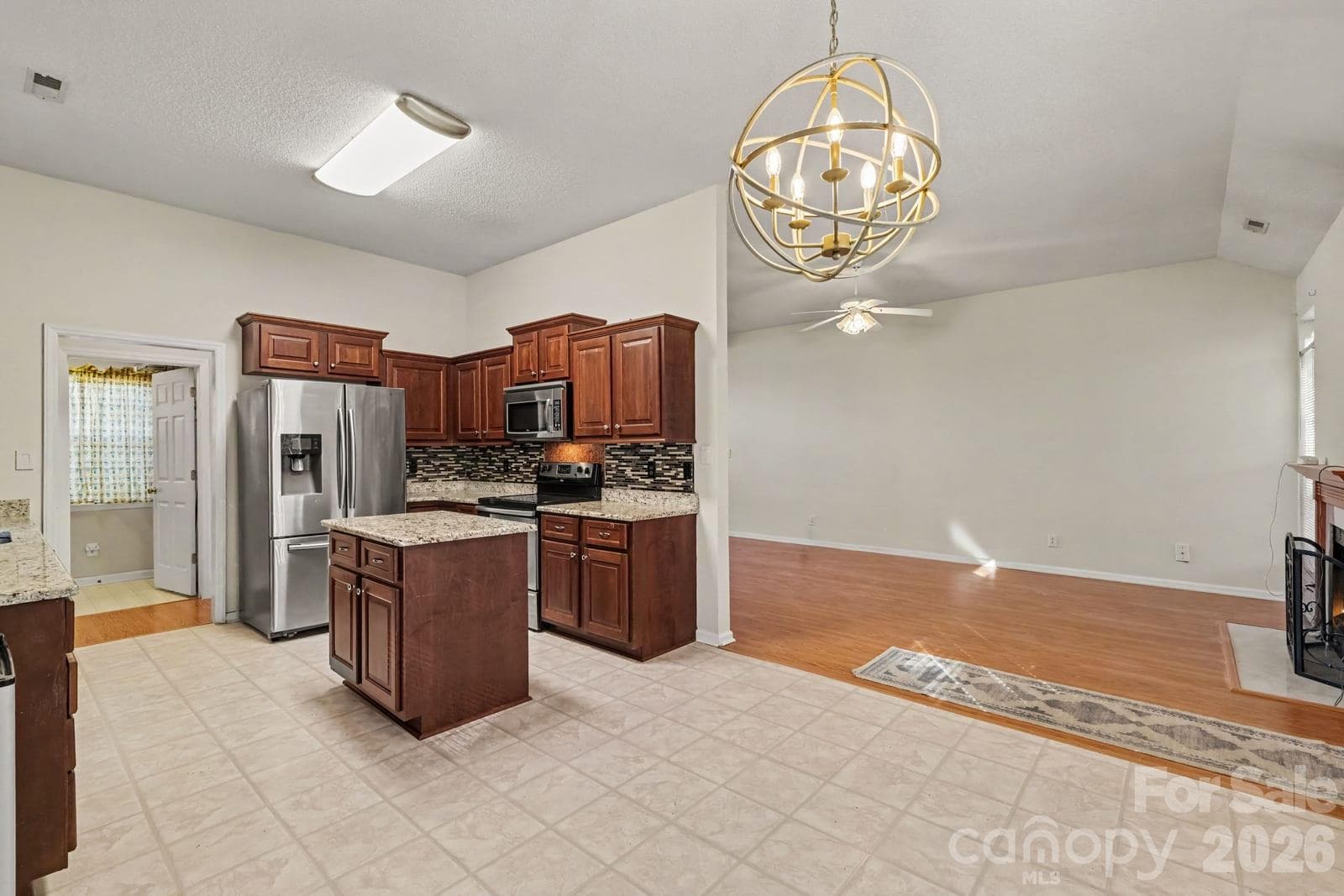 Single Family Residence at 8524 Albury Walk Lane, Charlotte, photo 6 of 33