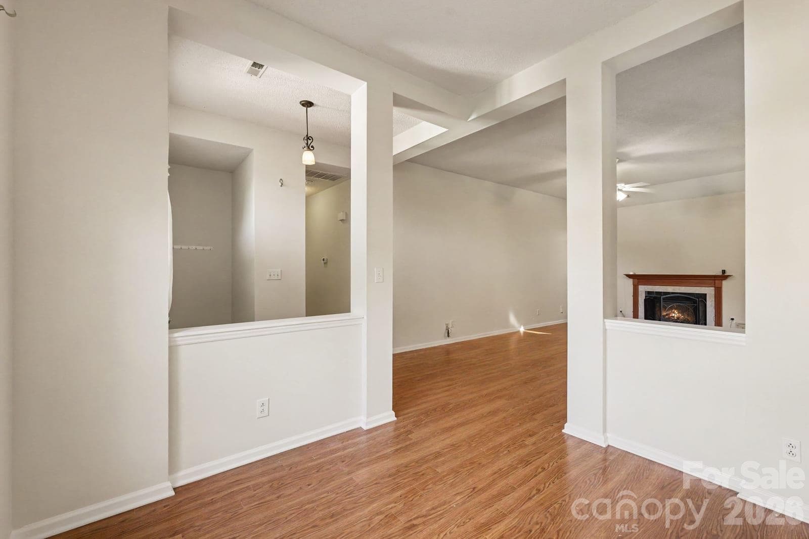 Single Family Residence at 8524 Albury Walk Lane, Charlotte, photo 16 of 33
