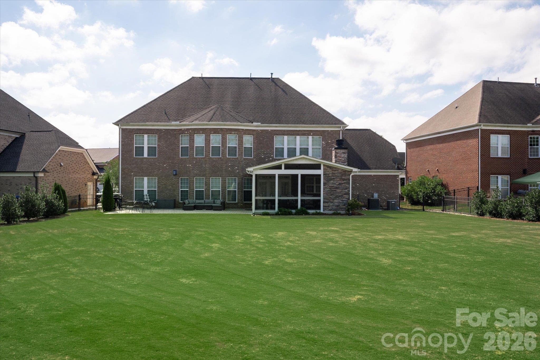 Single Family Residence at 2418 Creek Manor Drive, Waxhaw, photo 27 of 31