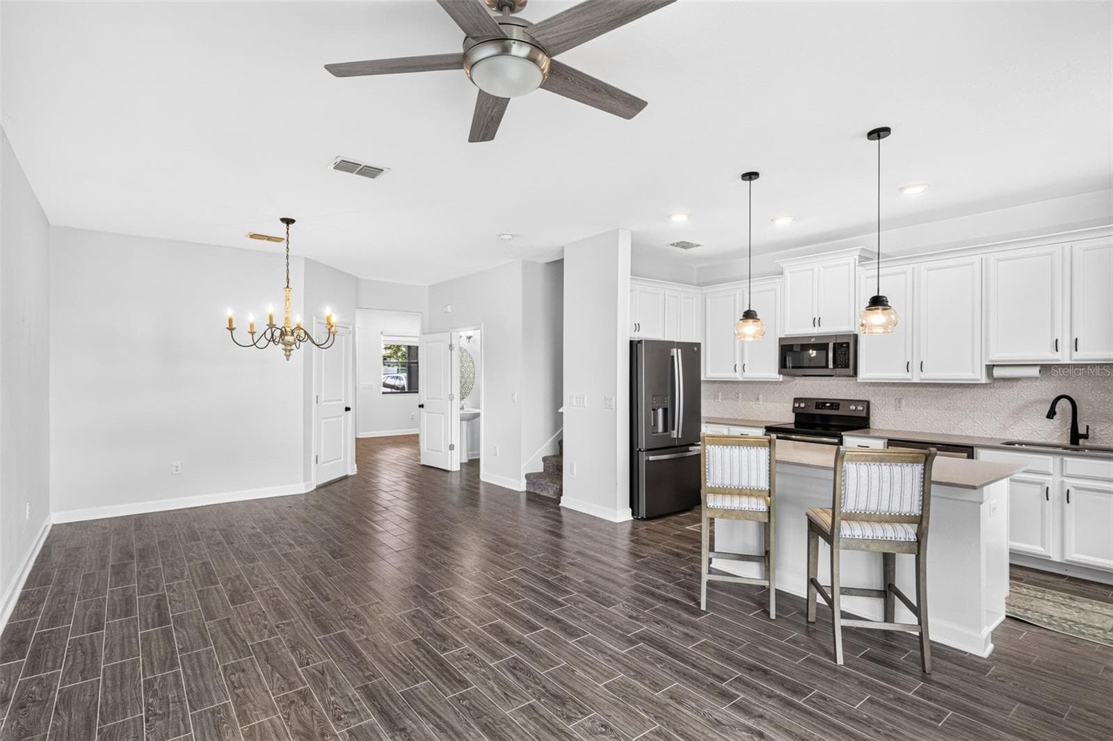 Townhouse at 1302 ROYAL ST GEORGE BLVD #1302, DAVENPORT, photo 14 of 41