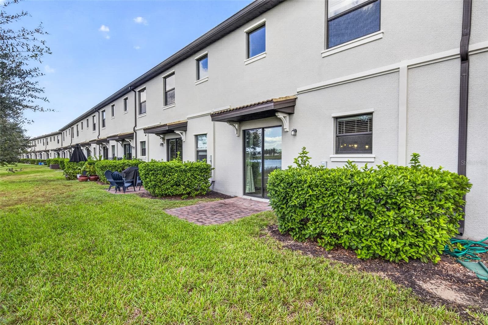 Townhouse at 1302 ROYAL ST GEORGE BLVD #1302, DAVENPORT, photo 23 of 41