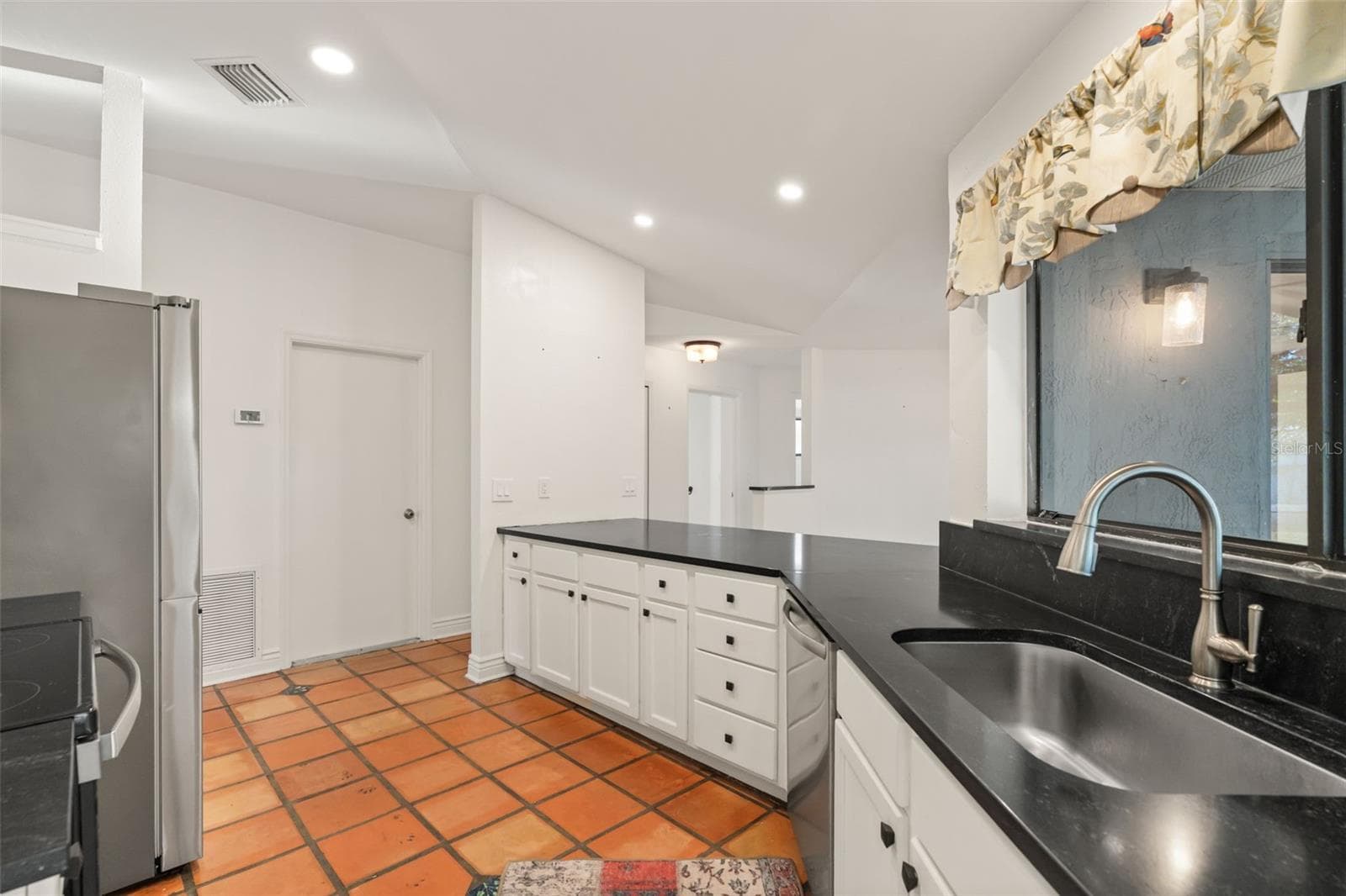 Kitchen - 5125 FORMBY DR, ORLANDO