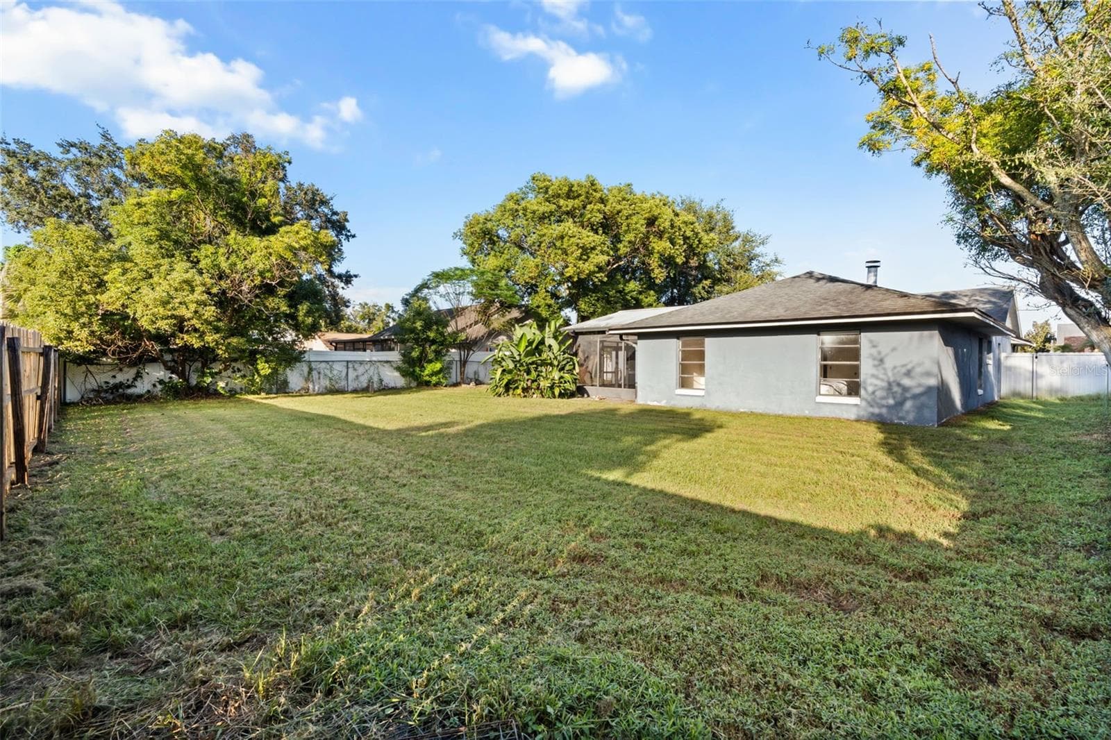 Spacious backyard- room for a pool - 5125 FORMBY DR, ORLANDO