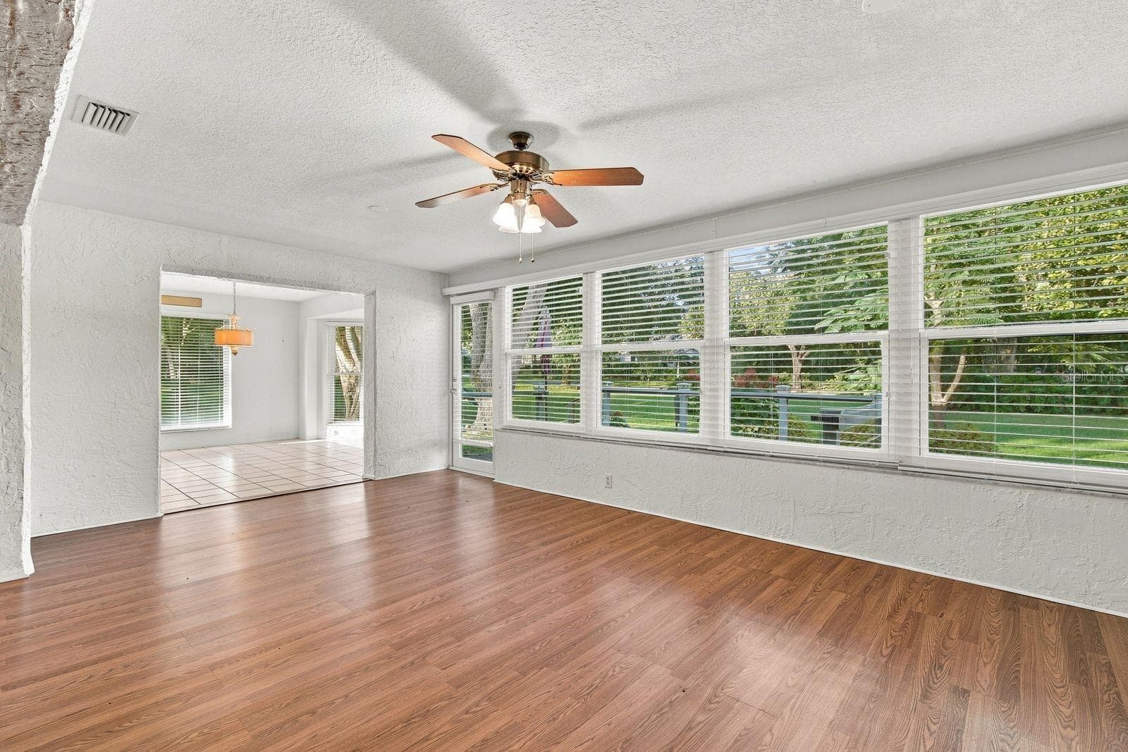 Single Family Residence at 3812 TARPON POINTE CIR, PALM HARBOR, photo 6 of 45