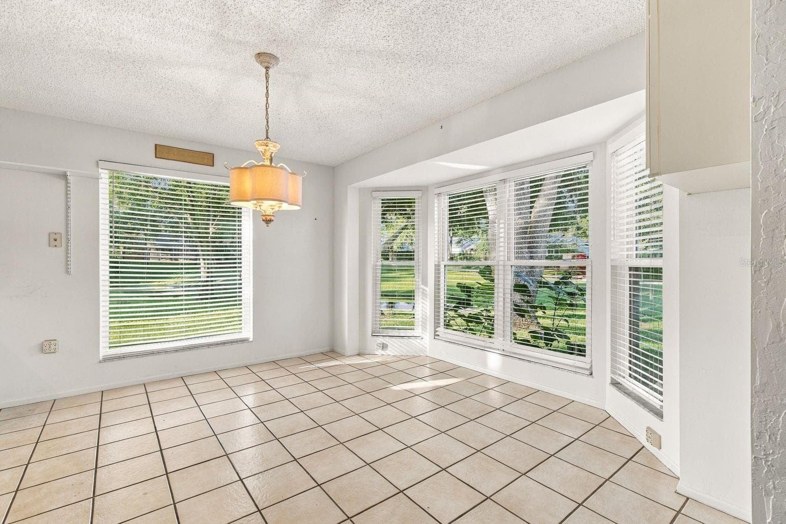 Single Family Residence at 3812 TARPON POINTE CIR, PALM HARBOR, photo 9 of 45