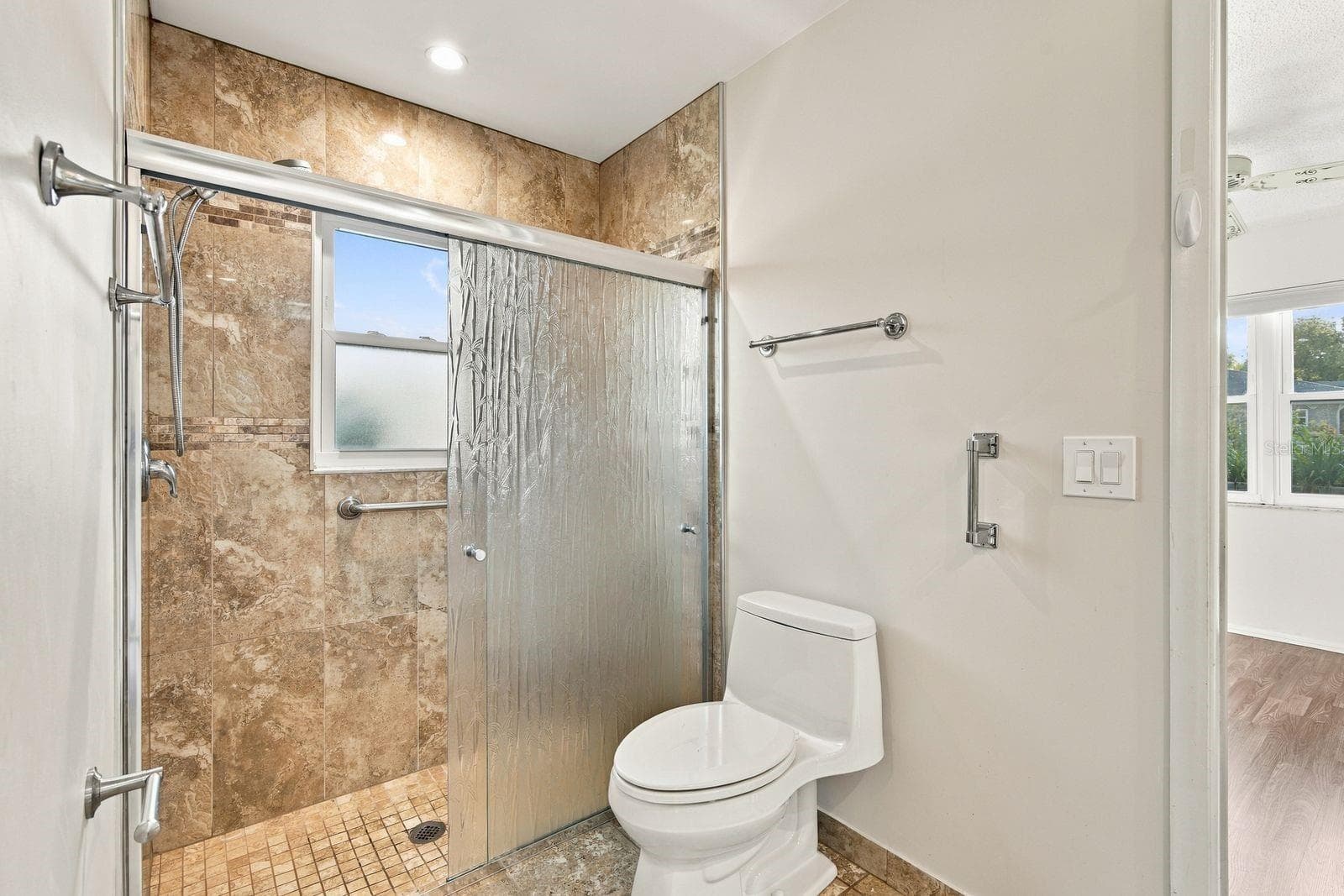 Single Family Residence at 3812 TARPON POINTE CIR, PALM HARBOR, photo 20 of 45