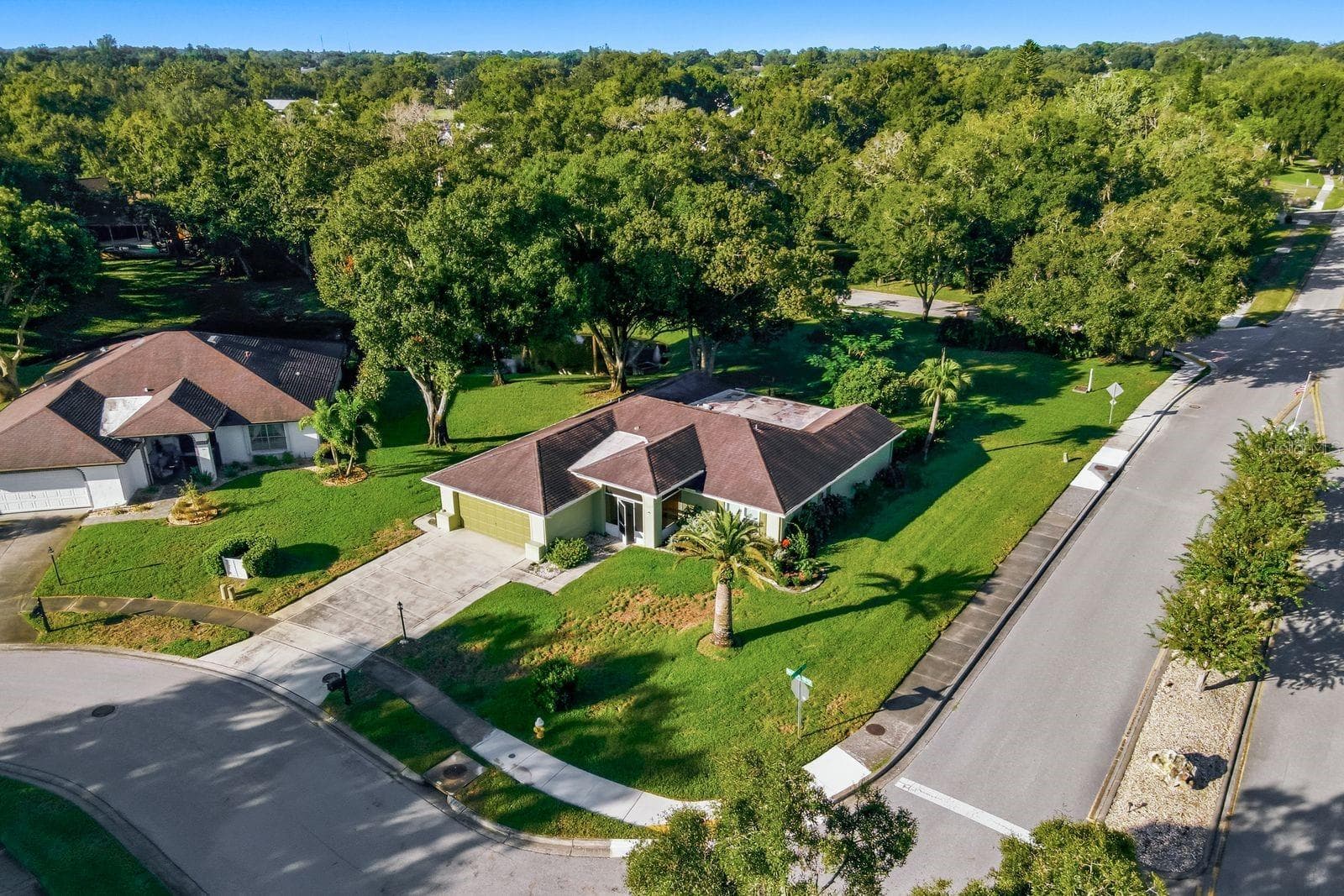 Single Family Residence at 3812 TARPON POINTE CIR, PALM HARBOR, photo 30 of 45