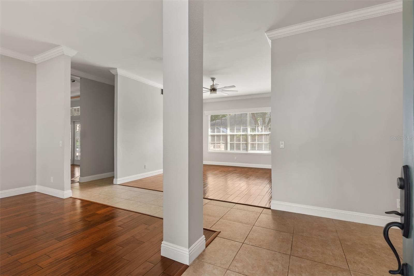 Single Family Residence at 4254 CONWAY PLACE CIR, ORLANDO, photo 7 of 45