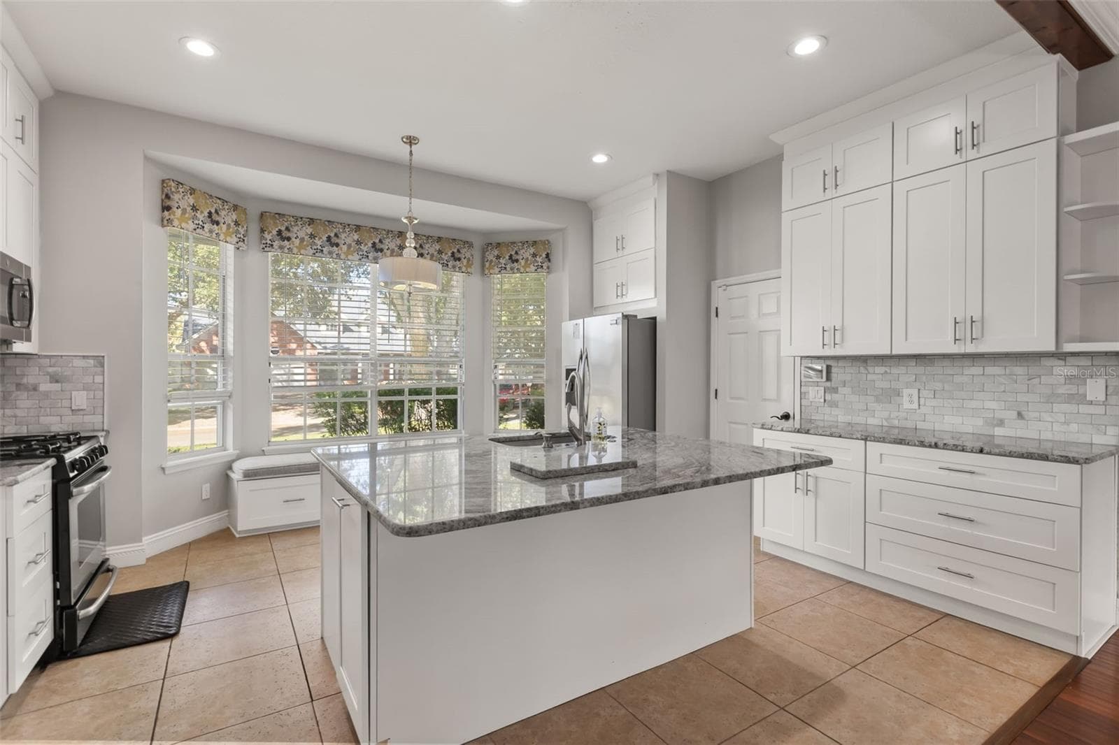 Single Family Residence at 4254 CONWAY PLACE CIR, ORLANDO, photo 19 of 45