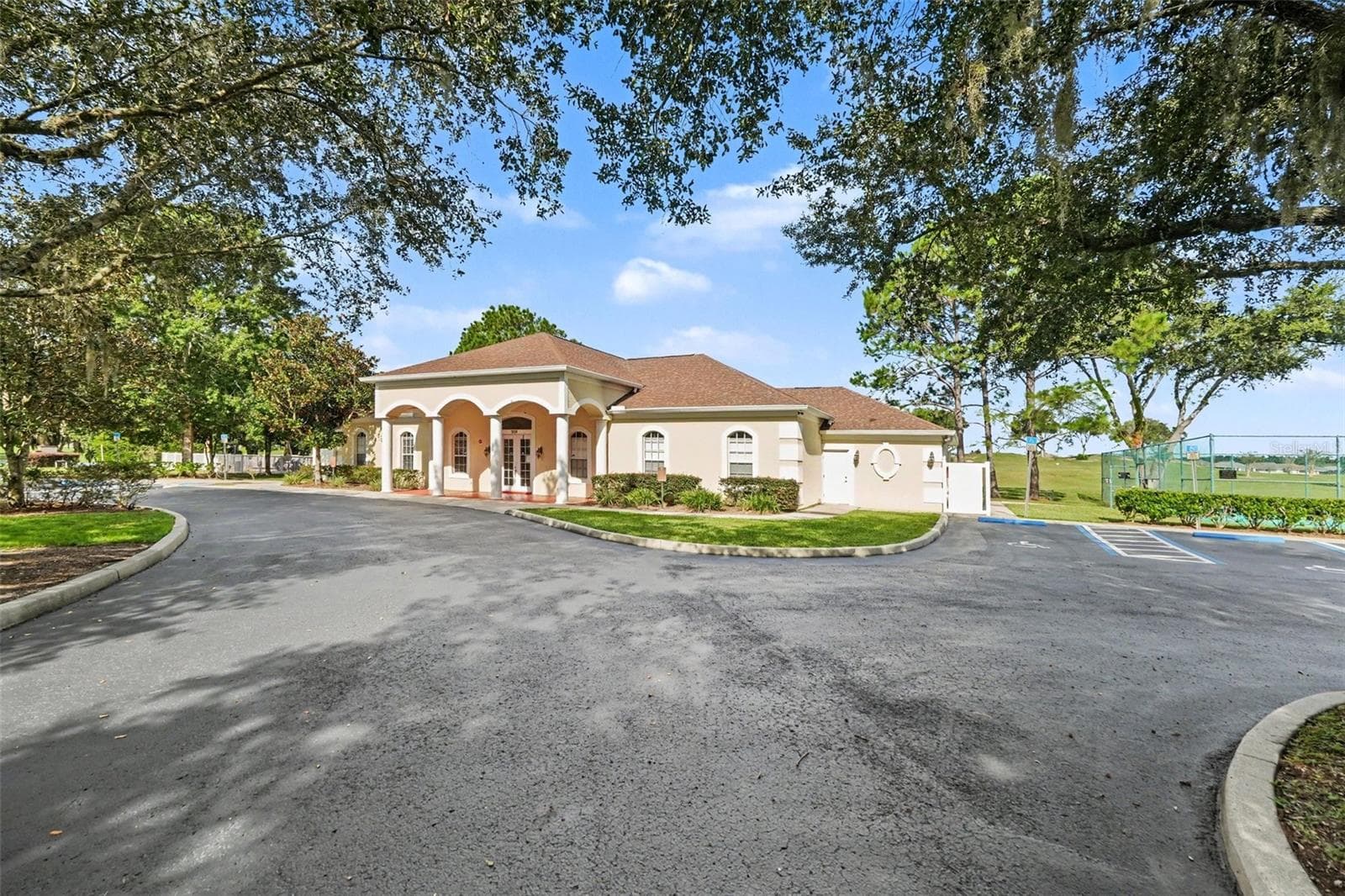 Single Family Residence at 30944 WATER LILY DR, BROOKSVILLE, photo 10 of 15