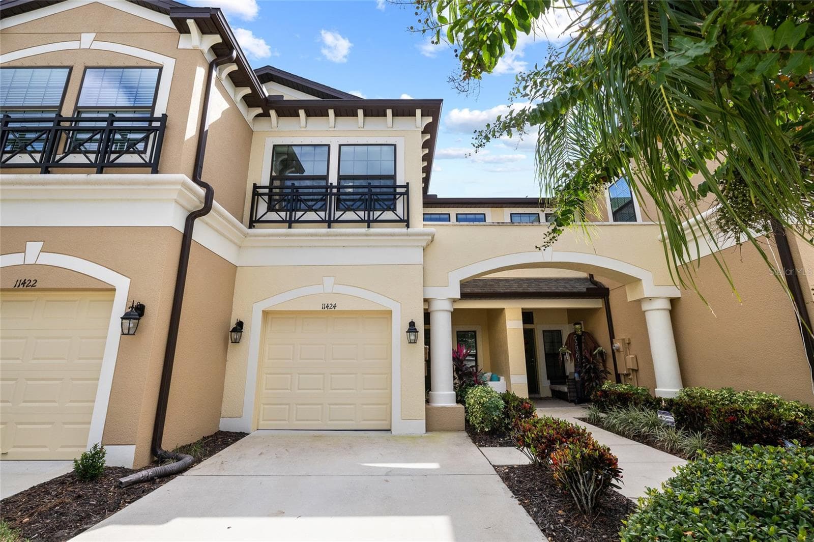 Townhouse at 11424 CROWNED SPARROW LN, TAMPA, photo 4 of 53