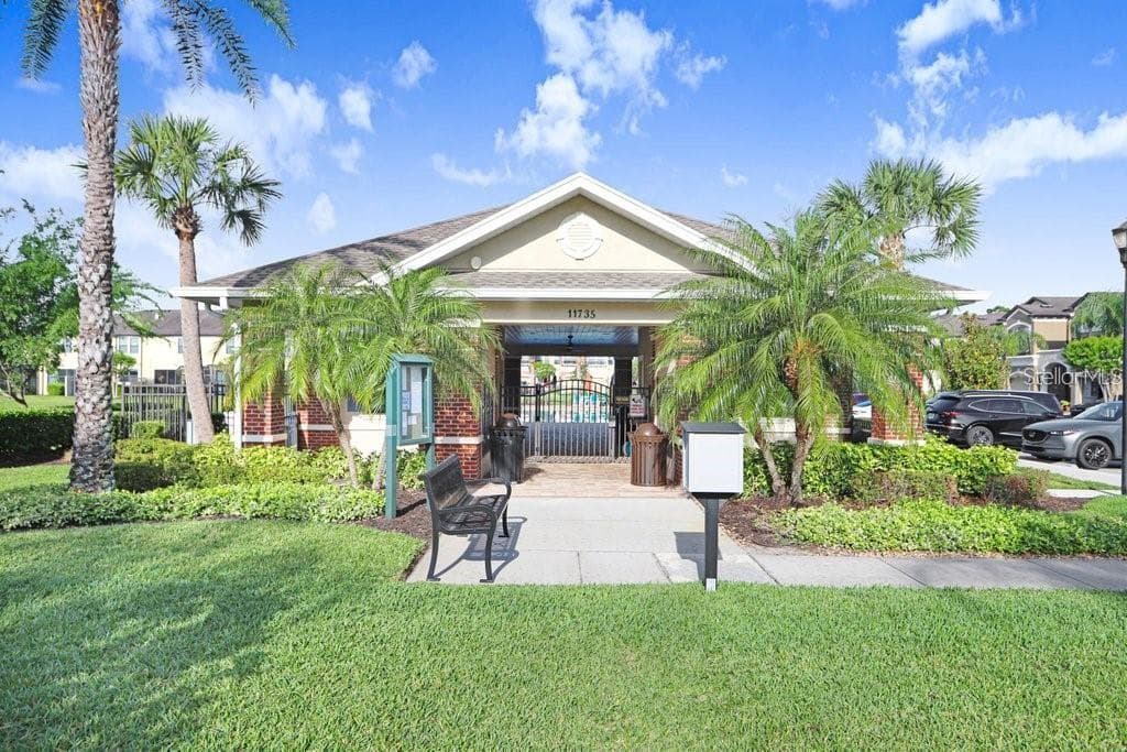 Townhouse at 11424 CROWNED SPARROW LN, TAMPA, photo 52 of 53