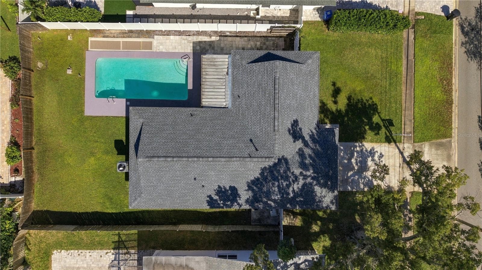 Single Family Residence at 5920 DENVER ST NE, ST PETERSBURG, photo 5 of 64