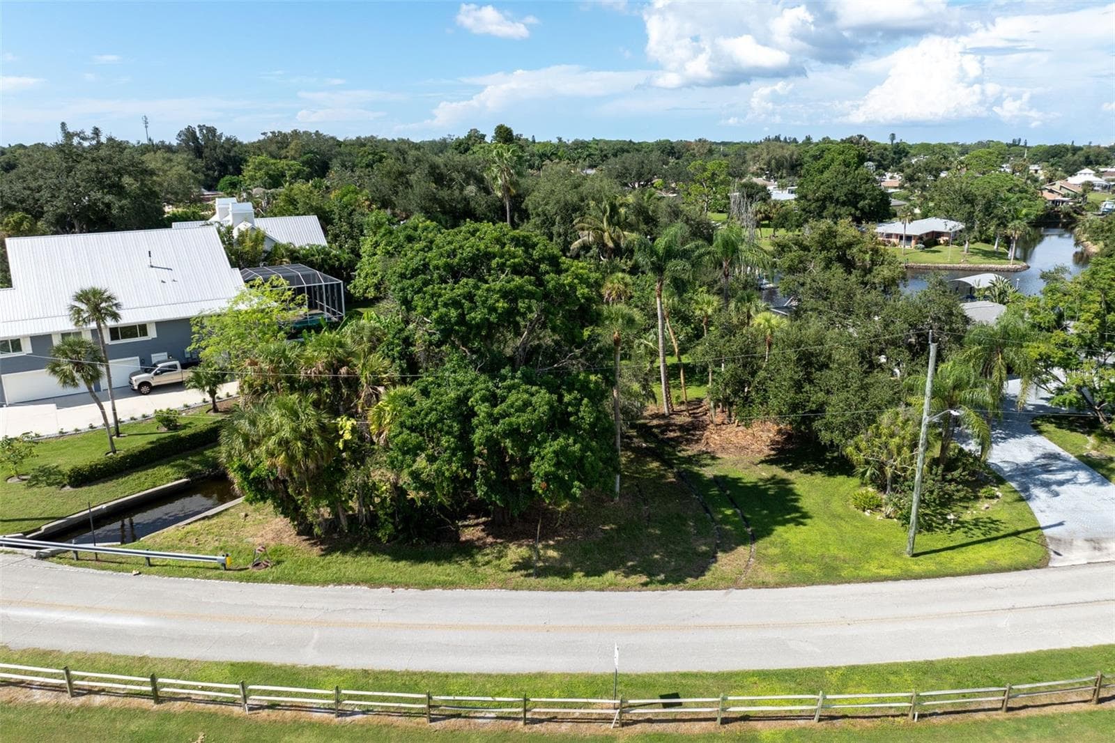 Land at 423 MAGELLAN DR, SARASOTA, photo 5 of 19