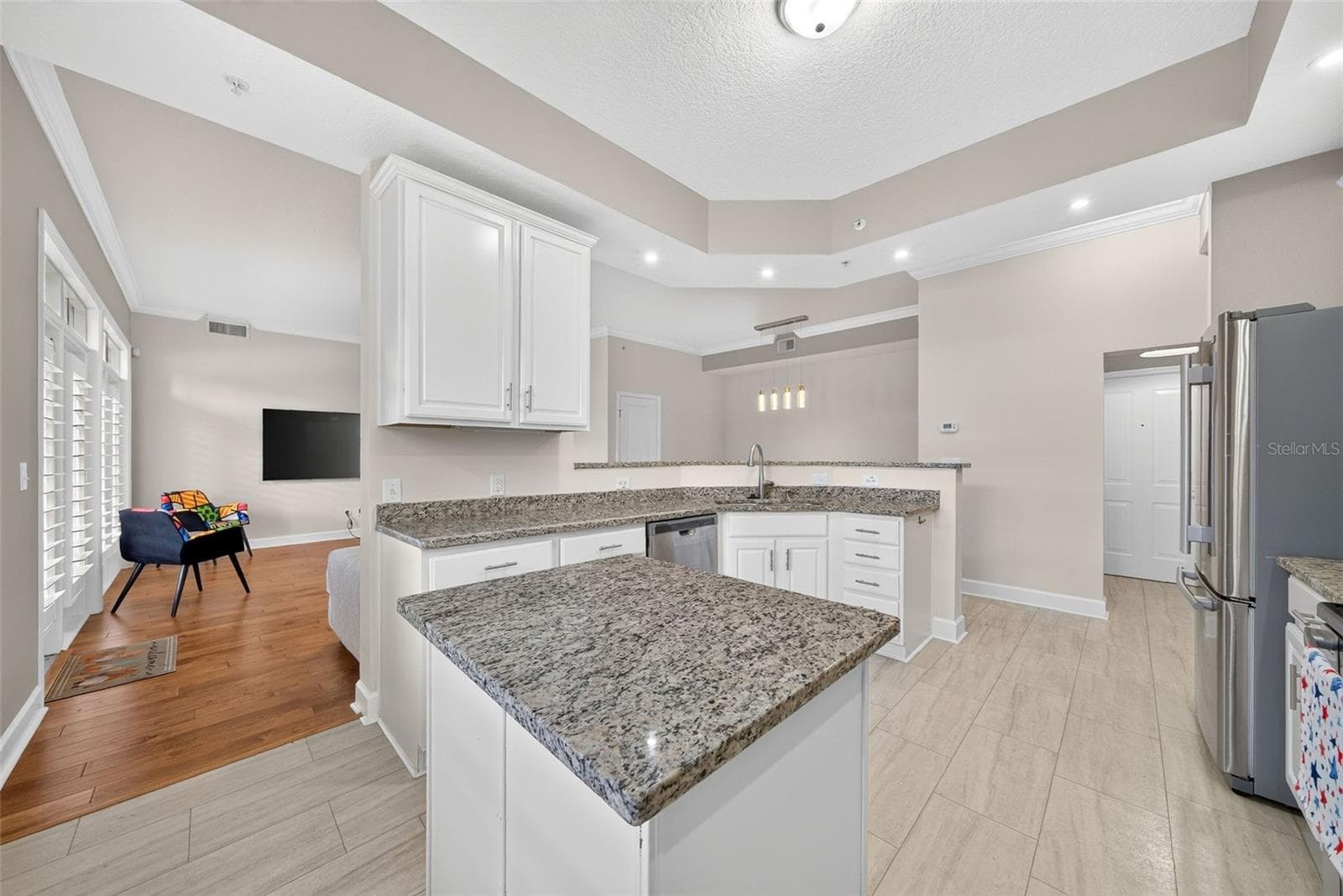 Kitchen with Island - 1231 WRIGHT CIR #108, CELEBRATION