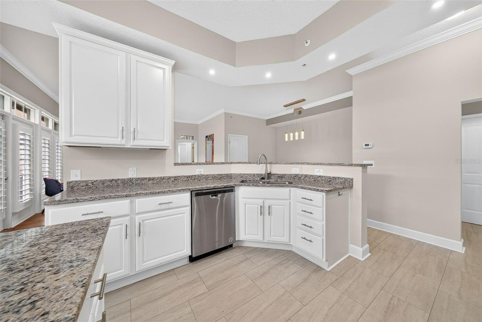 Kitchen - 1231 WRIGHT CIR #108, CELEBRATION