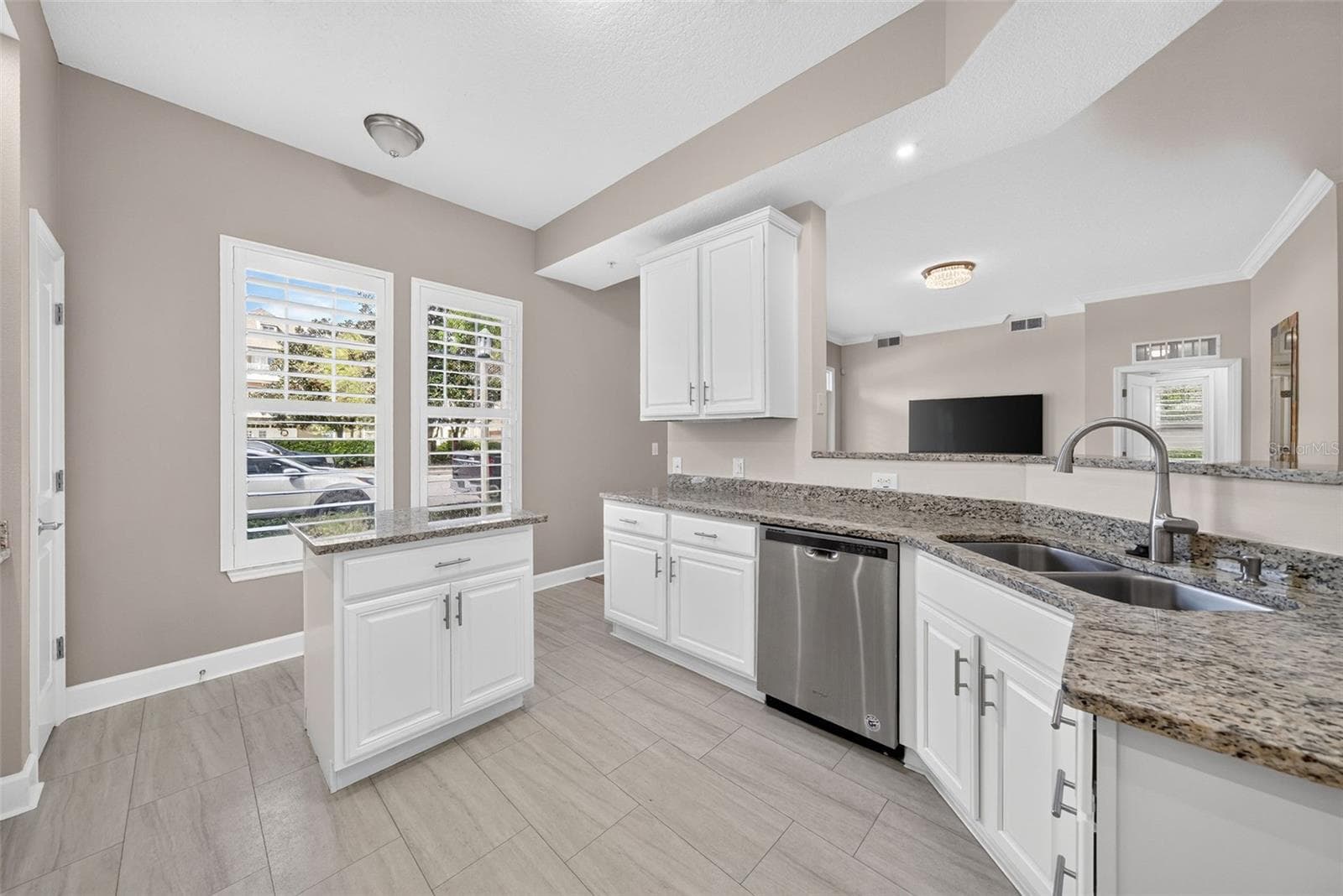Kitchen - 1231 WRIGHT CIR #108, CELEBRATION