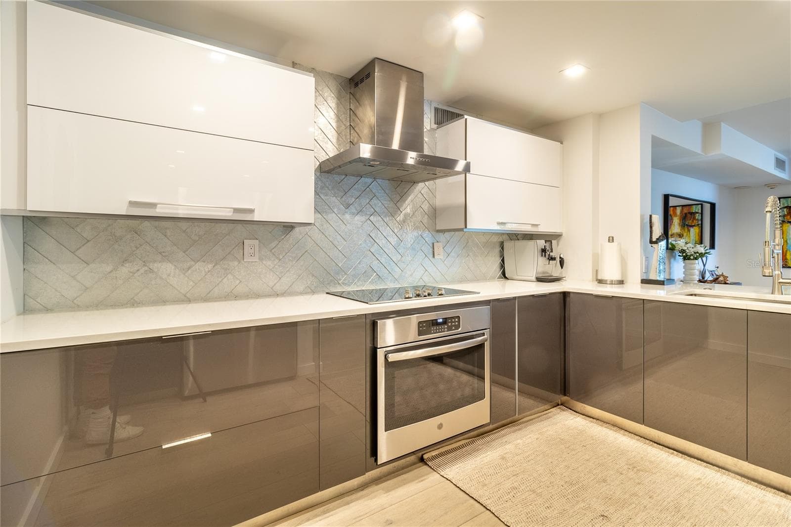 Condominium at 2611 BAYSHORE BLVD #205, TAMPA, photo 3 of 34