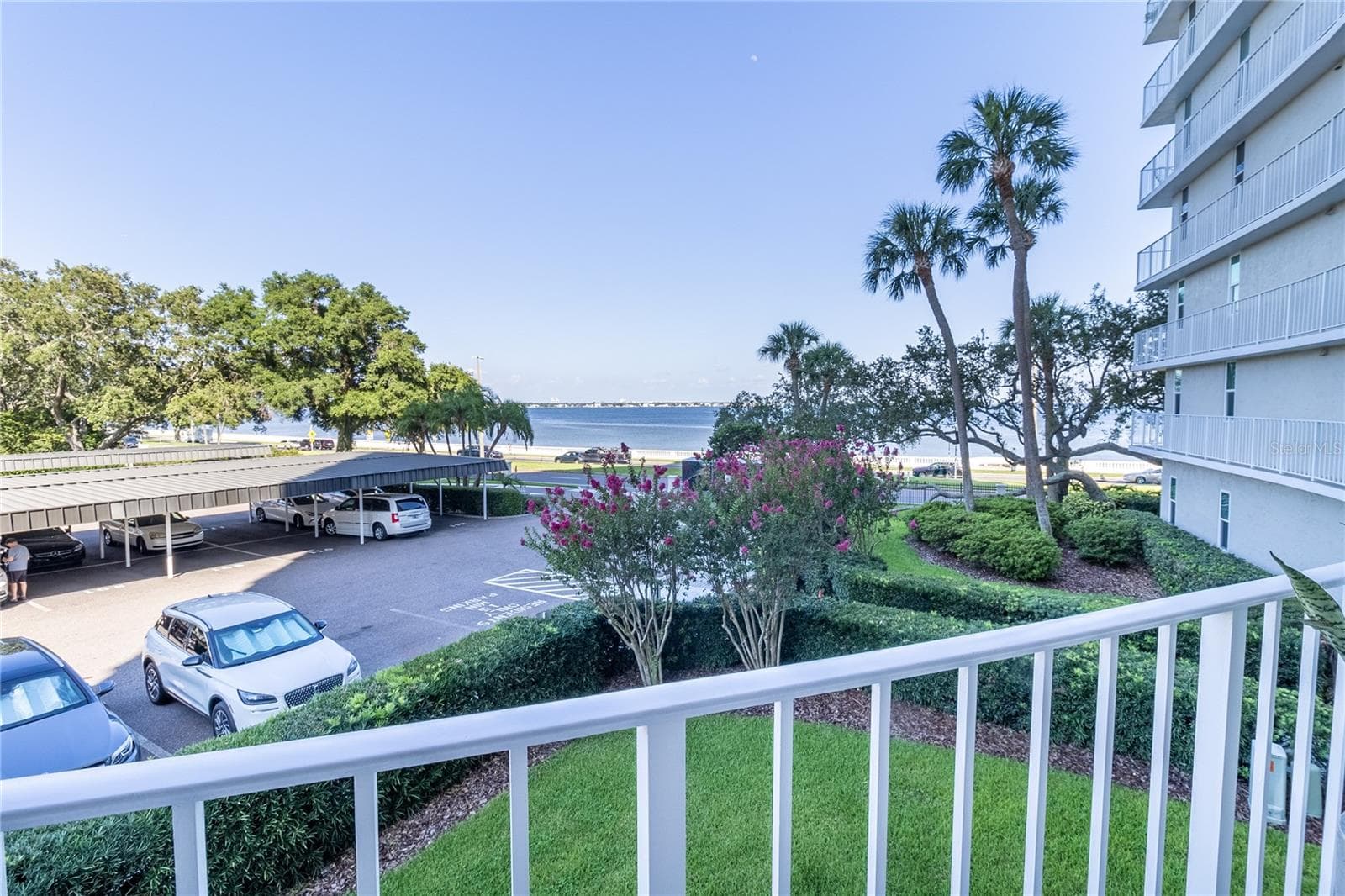 Condominium at 2611 BAYSHORE BLVD #205, TAMPA, photo 12 of 34