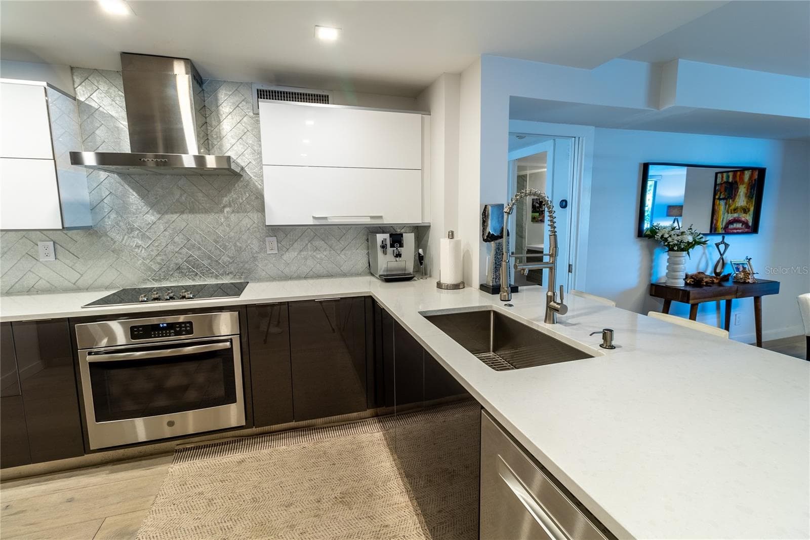 Condominium at 2611 BAYSHORE BLVD #205, TAMPA, photo 13 of 34