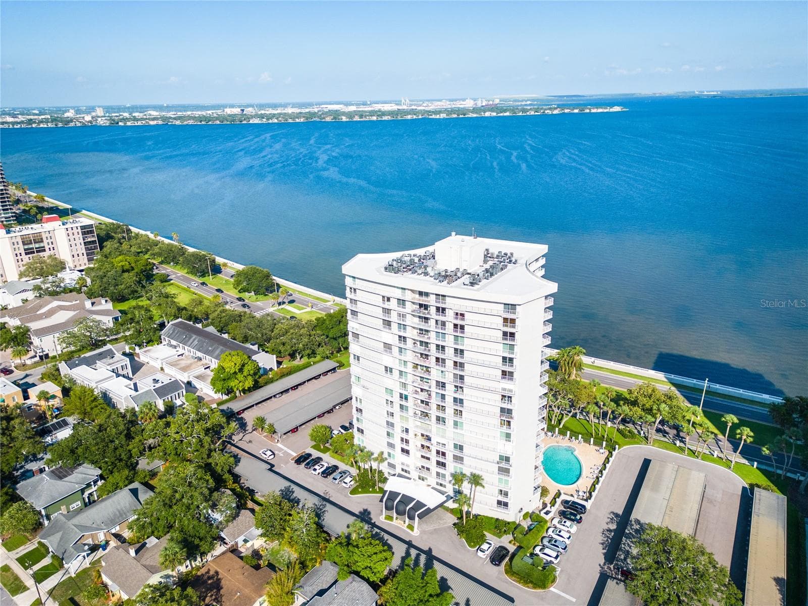 Condominium at 2611 BAYSHORE BLVD #205, TAMPA, photo 32 of 34