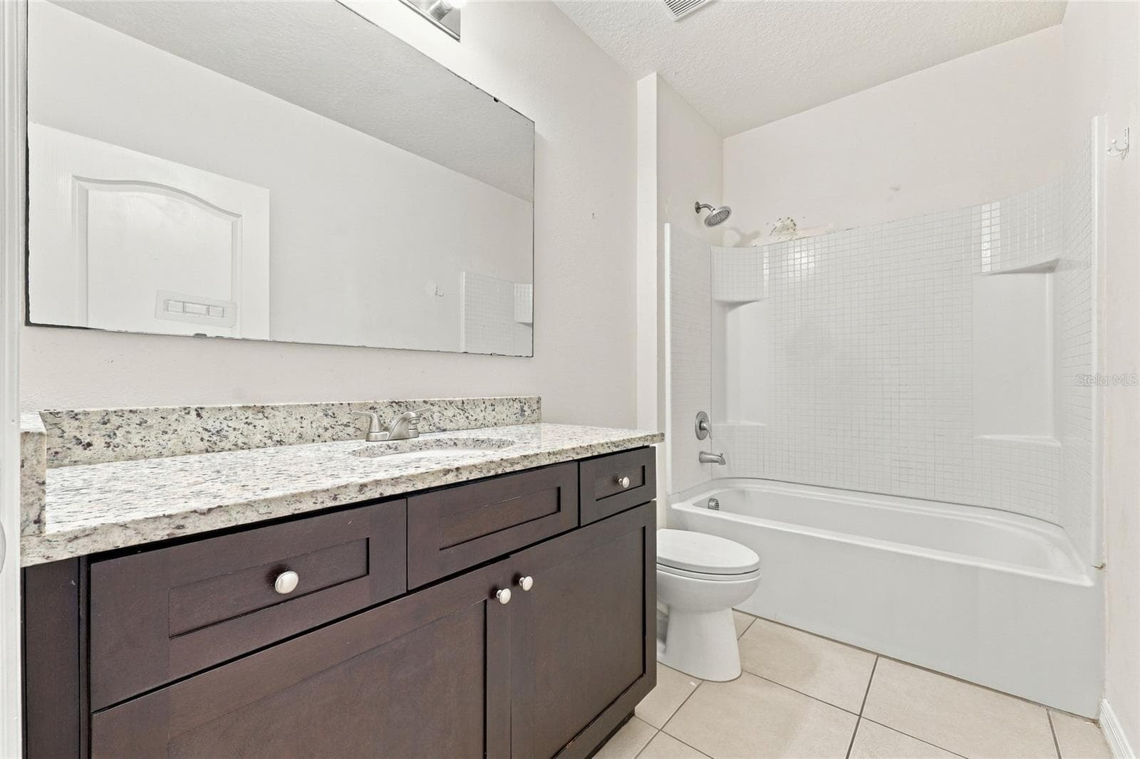 Single Family Residence at 320 ABERDEEN DR, DAVENPORT, photo 17 of 29