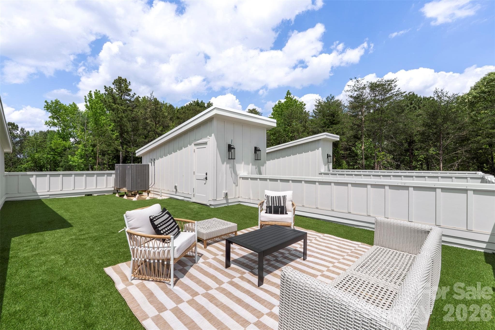 Fourplex at 4004, 4008, 4012, 4016 Arvida Lane, Charlotte, photo 2 of 44