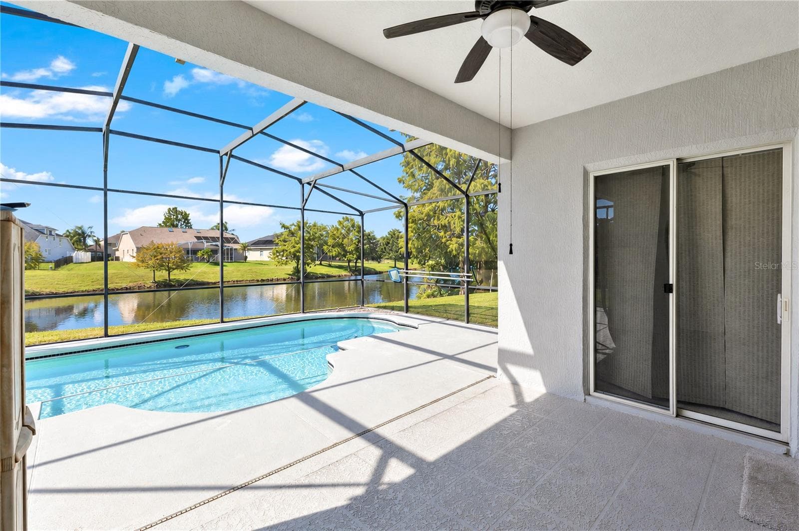 Single Family Residence at 639 LAKEHAVEN CIR, ORLANDO, photo 26 of 48
