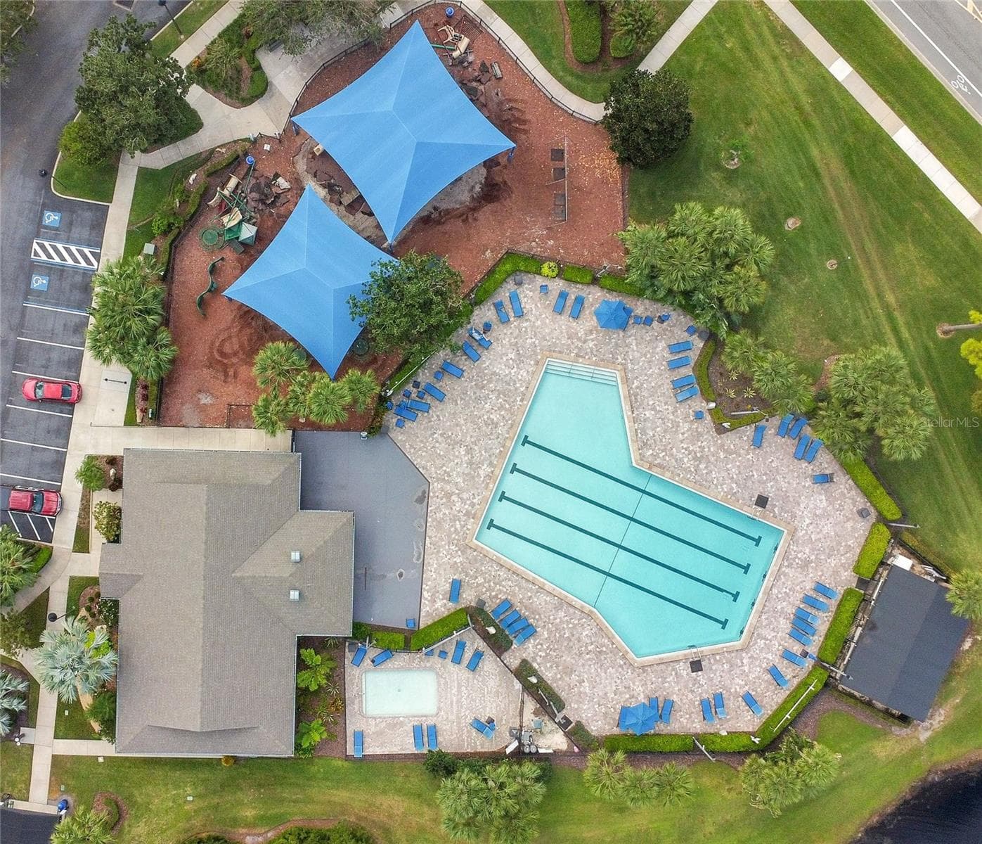 Single Family Residence at 639 LAKEHAVEN CIR, ORLANDO, photo 37 of 48