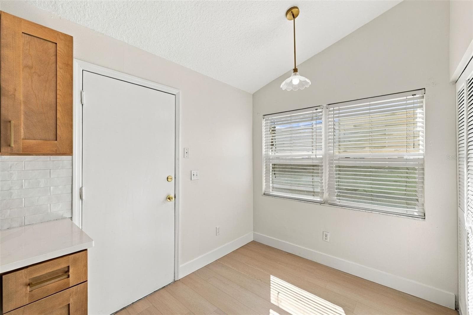 Single Family Residence at 12808 DUNHILL DR, TAMPA, photo 12 of 26