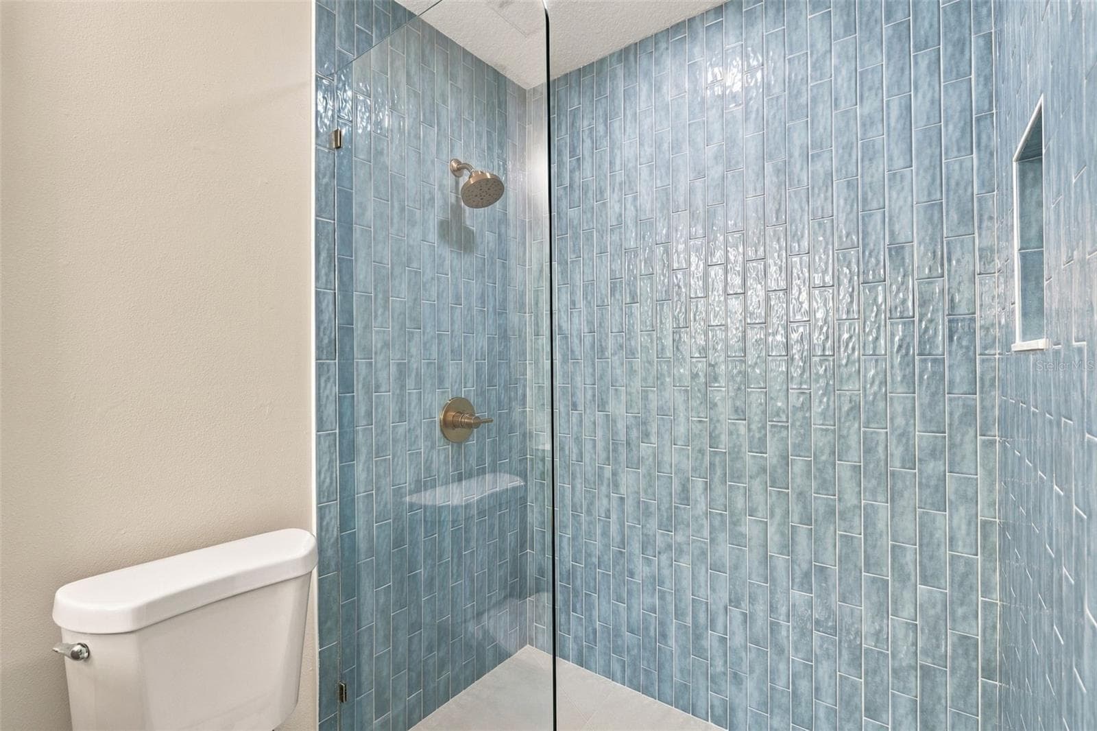 Single Family Residence at 12808 DUNHILL DR, TAMPA, photo 17 of 26