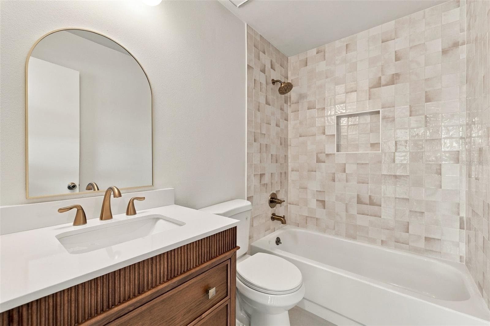 Single Family Residence at 12808 DUNHILL DR, TAMPA, photo 19 of 26