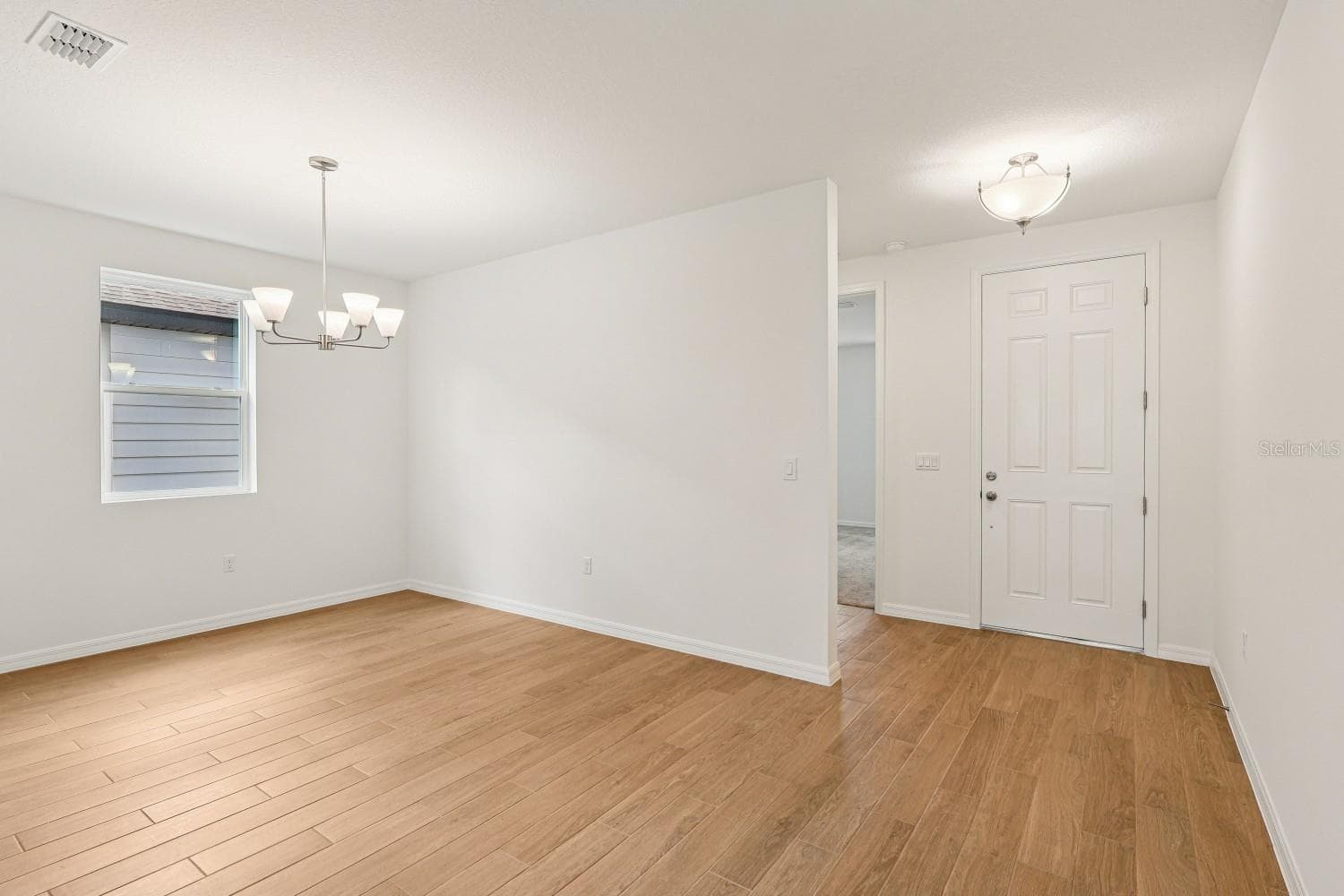 Single Family Residence at 12866 EUREKA LEMON DR, WINTER GARDEN, photo 3 of 34